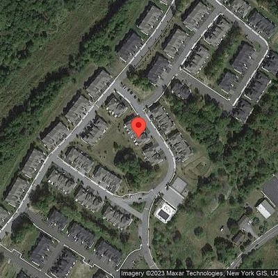 33 Maple Fields Dr, Middletown, NY 10940