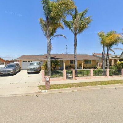 333 Jullien Dr, Santa Maria, CA 93455