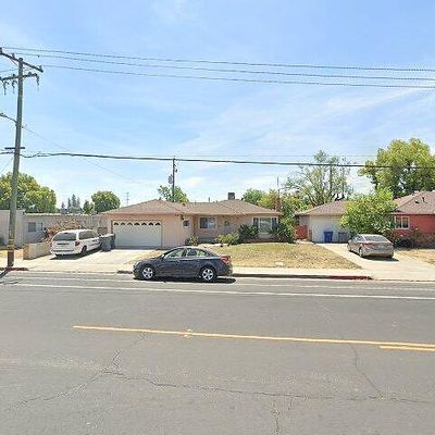 3403 N Millbrook Ave, Fresno, CA 93726