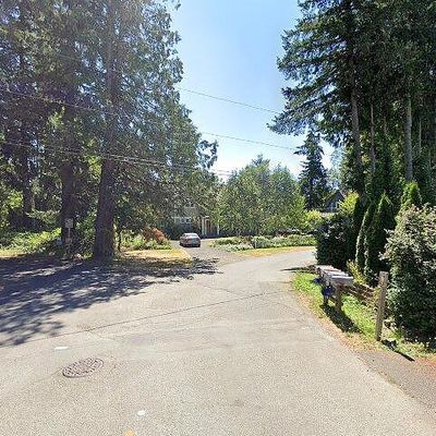 301 Weaver Rd Nw, Bainbridge Island, WA 98110