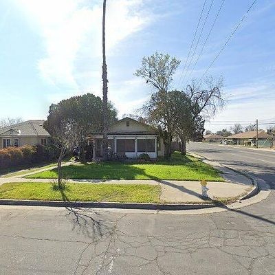 302 E Garland Ave, Fresno, CA 93704