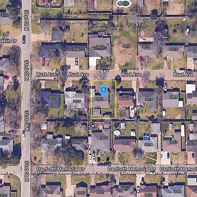 3021 Rust Ave, Texas City, TX 77590