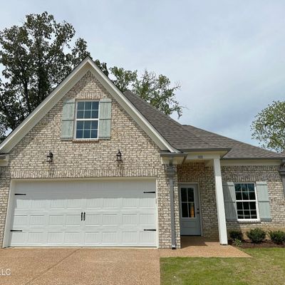 308 Flower Garden Drive Drive, Southaven, MS 38671