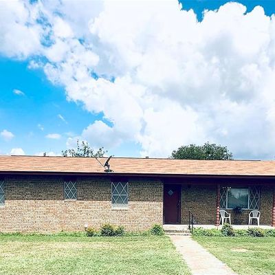 308 N Cotton Belt Ave, Gustine, TX 76455