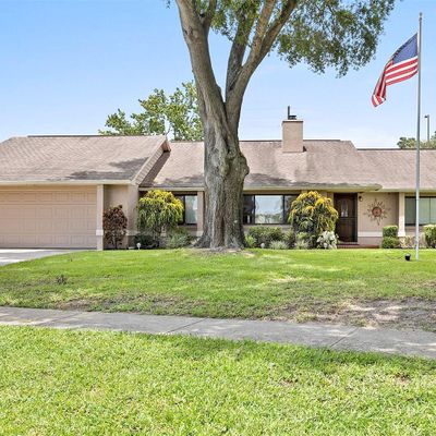 3081 Stratford Ln, Mount Dora, FL 32757