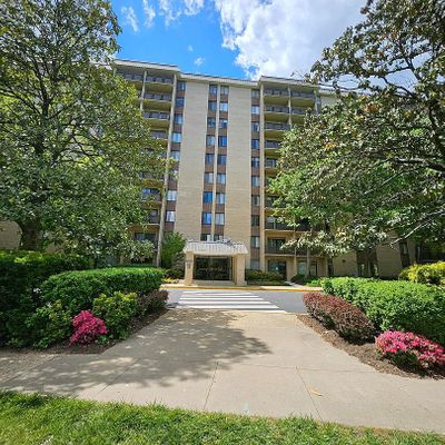 3100 S Manchester St #820, Falls Church, VA 22044