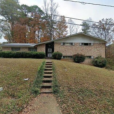 3108 Lakewood Dr, Meridian, MS 39307