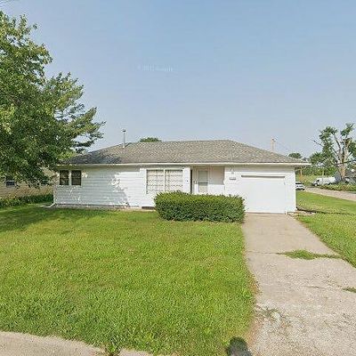 3840 Lennox Ave Ne, Cedar Rapids, IA 52402