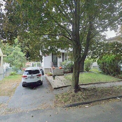 39 Blaney Ave, Peabody, MA 01960