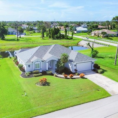 39 Medalist Cir, Rotonda West, FL 33947