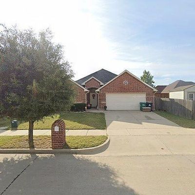 3904 Madison Ln, Denton, TX 76208