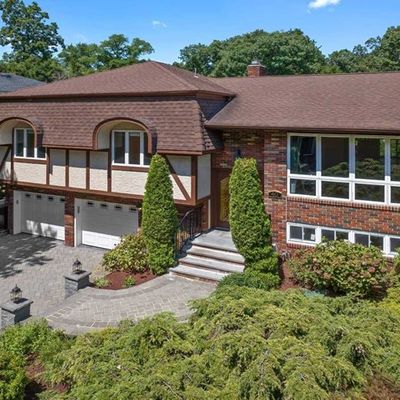 40 Hickory St, Englewood Cliffs, NJ 07632