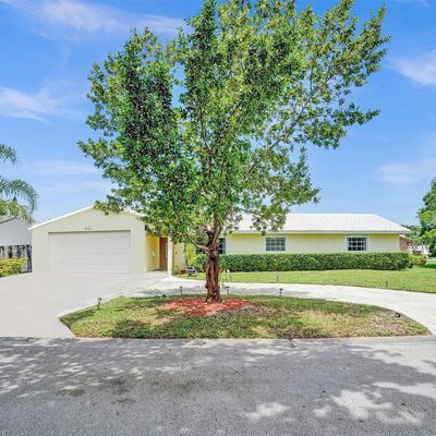 4000 Nw 108 Th Dr, Coral Springs, FL 33065