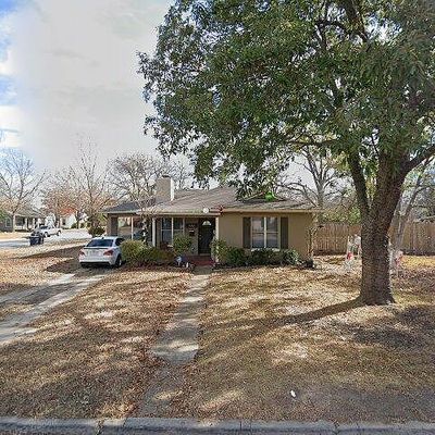 4001 Carolyn Rd, Fort Worth, TX 76109