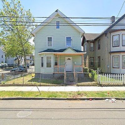 404 Arctic St, Bridgeport, CT 06608