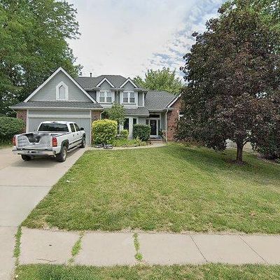 404 W Centennial Rd, Papillion, NE 68046