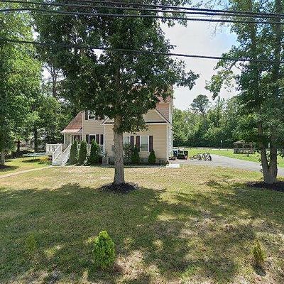 411 Beach Ave, Manahawkin, NJ 08050