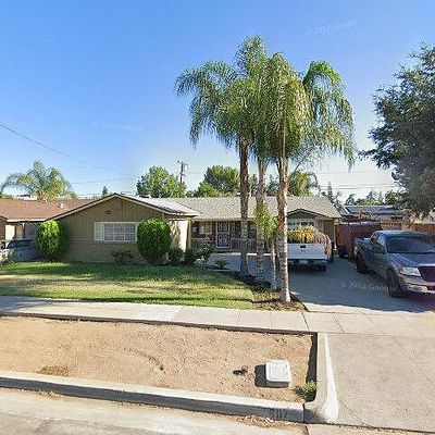 4117 E Hampton Way, Fresno, CA 93726