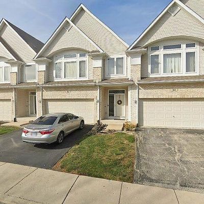 352 Aaron Ln, Bolingbrook, IL 60440