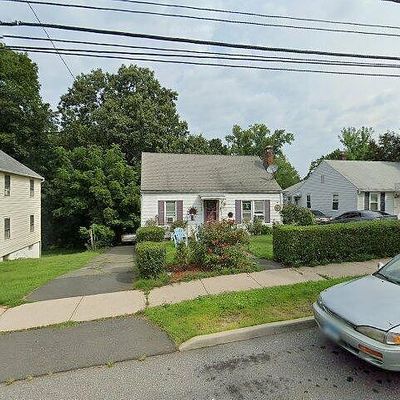 359 Middle Tpke E, Manchester, CT 06040