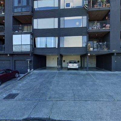 3601 24 Th Ave W #204, Seattle, WA 98199