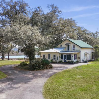 3608 Knapp Rd, Ocean Springs, MS 39564