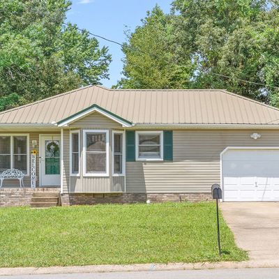 365 Donna Dr, Clarksville, TN 37042