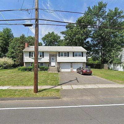 37 Simmons Rd, East Hartford, CT 06118