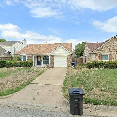 3717 River Birch Rd, Fort Worth, TX 76137