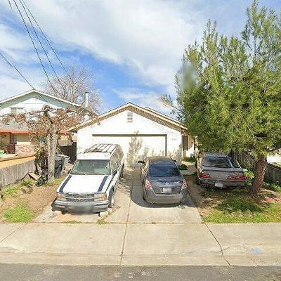 3755 Iowa Ave, Riverbank, CA 95367