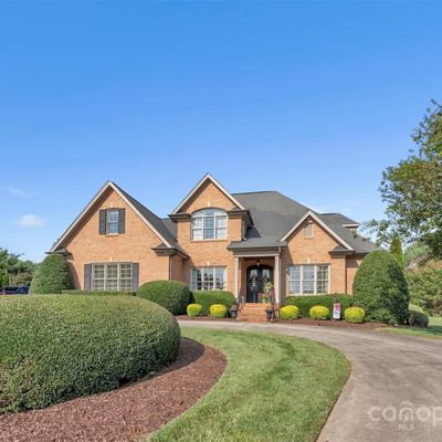 3759 Sand Wedge Dr, Gastonia, NC 28056