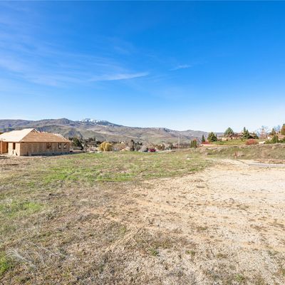 3777 Lucy Lane, Wenatchee, WA 98801