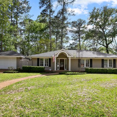 4445 Woodlark Dr, Jackson, MS 39211