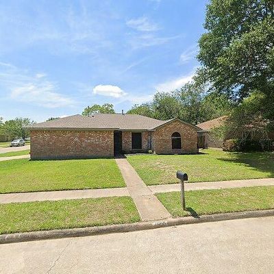 4500 Pueblo Trl, Baytown, TX 77521