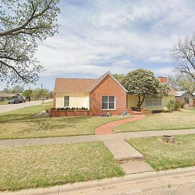 461 S 7 Th Ave, Munday, TX 76371