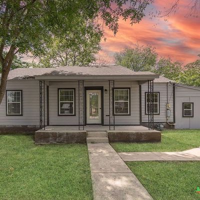 415 Hugo St, Kerrville, TX 78028