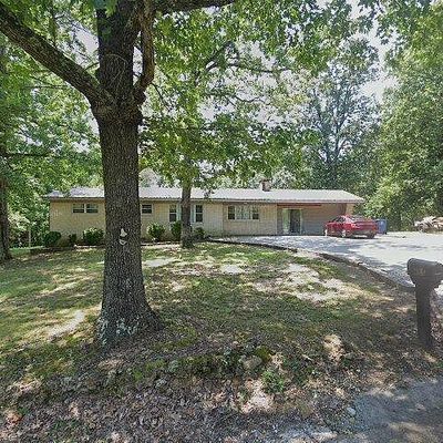 415 Smith Heights Rd, Paris, TN 38242