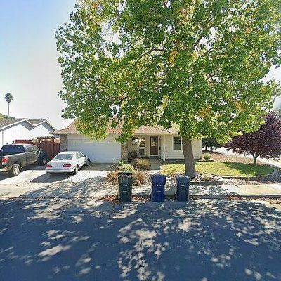 417 Hanover St, Livermore, CA 94551