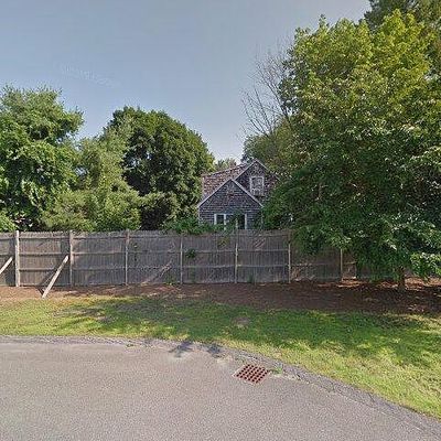 418 South St, Plainville, MA 02762