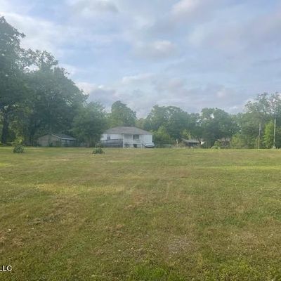 421 Wind Drift Ln, Gautier, MS 39553