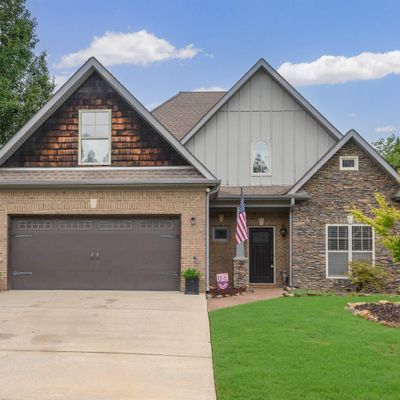 426 River Oaks Ln, Helena, AL 35080