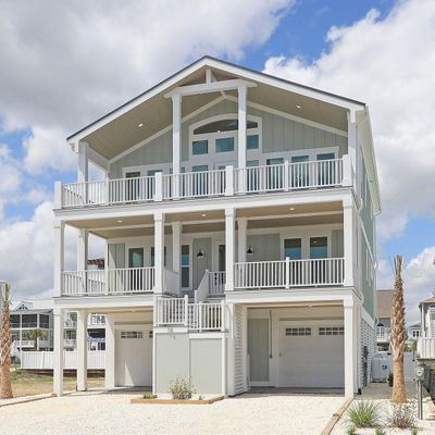 435 E Second St, Ocean Isle Beach, NC 28469