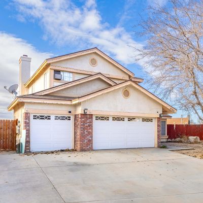 43611 Carefree Ct, Lancaster, CA 93535