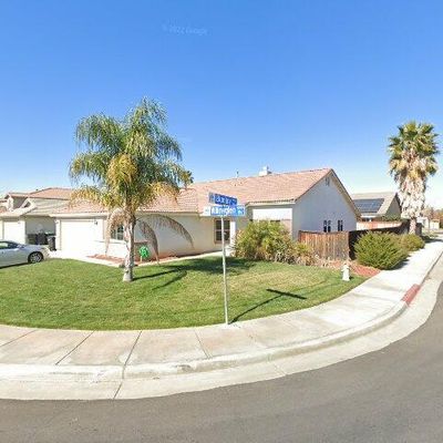 4390 Willowglen Way, Hemet, CA 92545