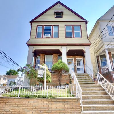 44 E 4 Th St, Bayonne, NJ 07002