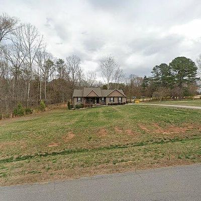 520 Lakeside Drive Ext, Stoneville, NC 27048