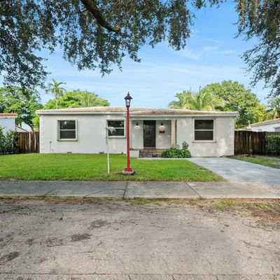 540 Cardinal St, Miami Springs, FL 33166