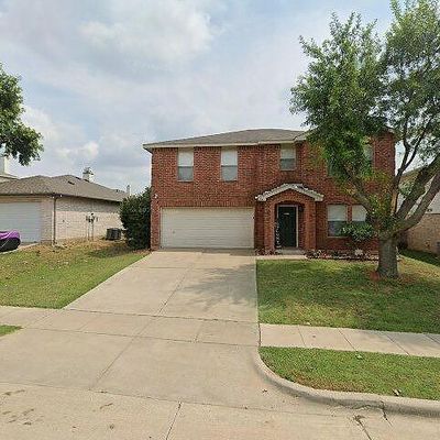 541 Linacre Dr, Crowley, TX 76036