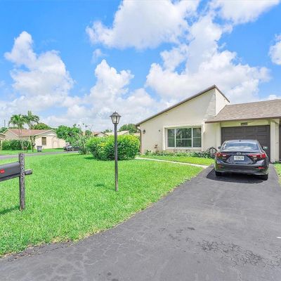 5429 Mirror Lakes Blvd, Boynton Beach, FL 33472