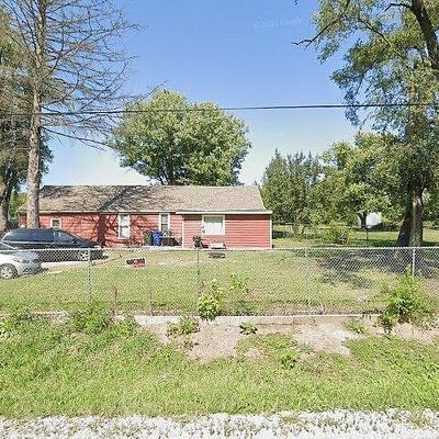 5430 Ricker Hill Rd, Davenport, IA 52802